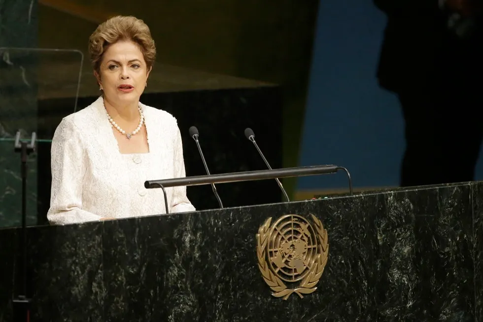 Dilma na cerimônia de assinatura do Acordo do Clima de Paris, na sede da ONU em Nova York - Foto: Jornal GGN