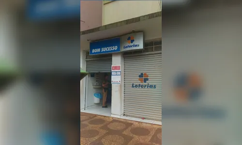Dupla assalta lotérica em Bom Sucesso
