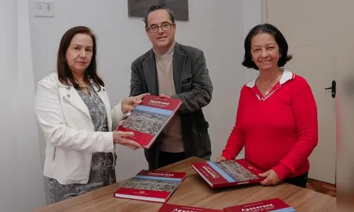 Livro que aborda história de Apucarana chega à rede municipal