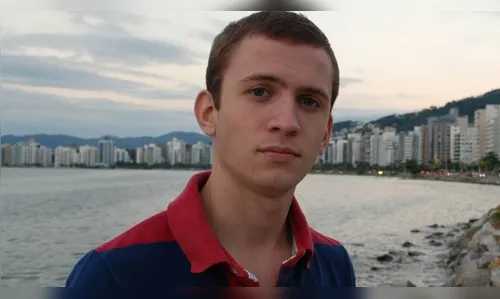 Mãe pede ajuda nas redes sociais para encontrar filho desaparecido