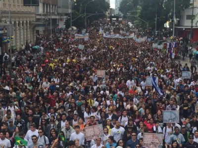 A Marcha para Jesus já é um evento religioso tradicional na Capital do Paraná - Foto: Paula Girardi/Divulgação