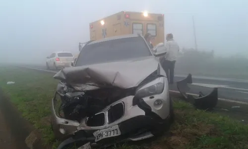 Acidente na BR-369 entre um Corsa e uma BMW deixa dois feridos