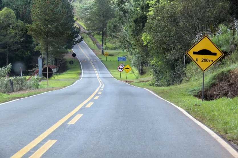  Rodovias receberam novo asfalto e melhorias na sinalização (Foto: Jorge Woll/DER) 