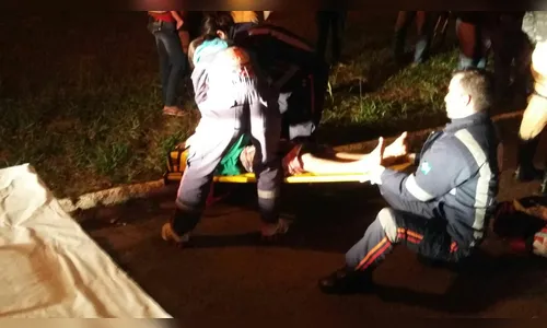 Jovem sofre traumatismo craniano após ser espancado por rapazes