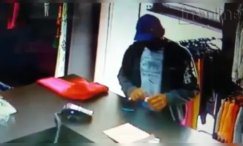 Bandido anuncia assalto com ''recadinho'' em bilhete, no Paraná