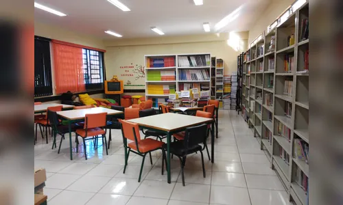 Colégio transforma biblioteca escolar em espaço comunitário