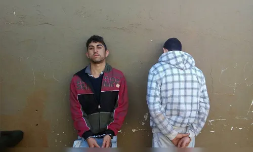 Jovens são detidos transportando maconha em Ivaiporã