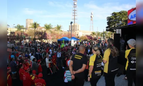 
							Arapongas tem dia histórico com passagem da Tocha Olímpica 
						
						