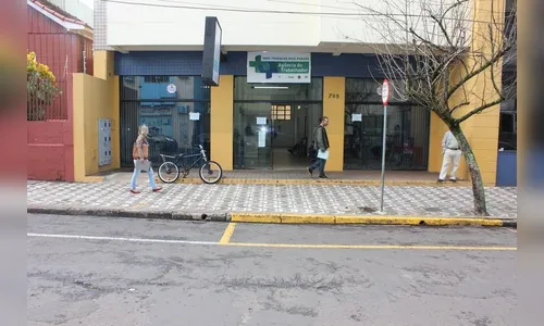 Agência emite carteira de trabalho em Apucarana