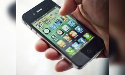 Araponguense vende celular na internet e tem aparelho roubado por 