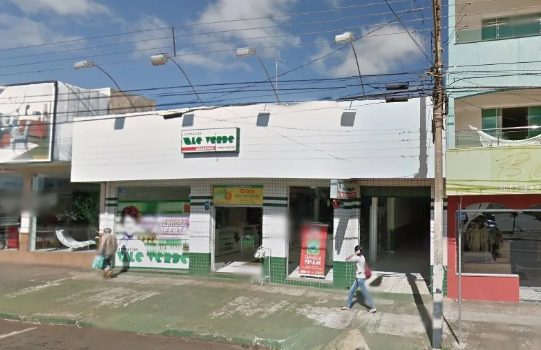 Farmácia fica na Avenida mais movimentada da cidade (Foto- Reprodução/Google Street View)