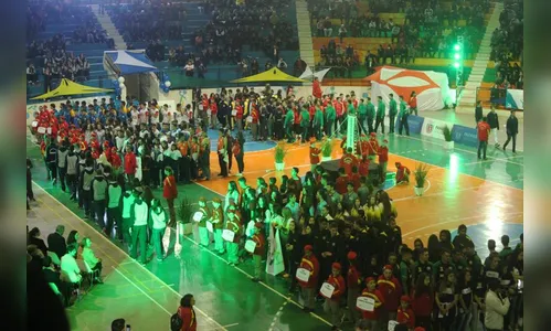 Olimpíadas Rio 2016 inspiram cerimônia de abertura dos Jogos Escolares em Arapongas