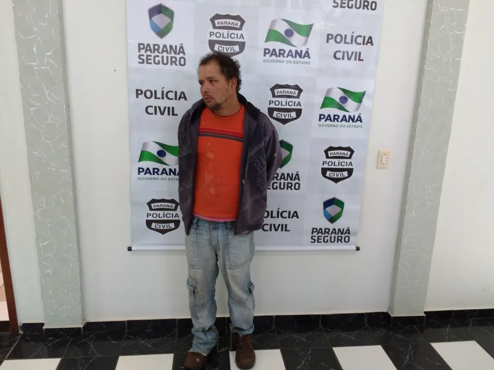 Homem foi preso pela PM e apresentado à imprensa nesta tarde. Foto: José Luiz Mendes