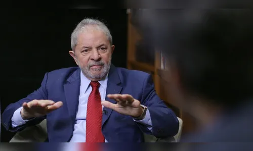 Lula lidera corrida presidencial em todos os cenários, diz Datafolha