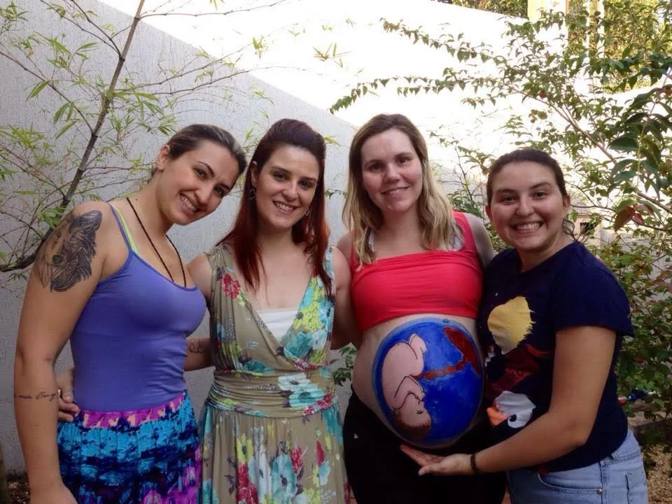 Doula Jéssica, doula Marília, mamãe Fernanda e doula Letícia. (Foto - Arquivo pessoal)