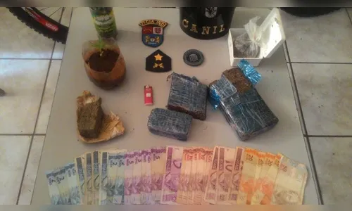 Mulher é presa com quase 1 quilo de maconha em sítio de Arapongas