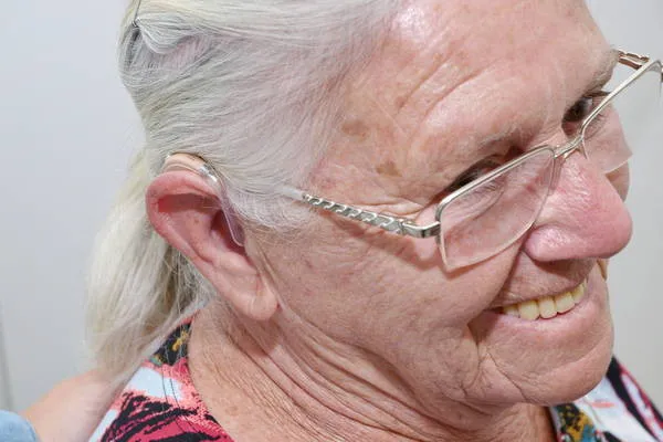 A aposentada apucaranense Maria Aparecida da Silva, 66 anos é uma das beneficiadas. Foto: Sérgio Rodrigo