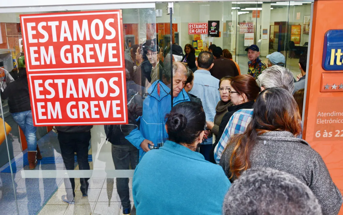 Bancários haviam entrado em greve em 6 de setembro. Foto: Delair Garcia