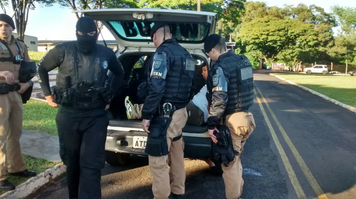 Polícia Militar deflagrou Operação Terrore nesta manhã em Apucarana. Foto: Divulgação/PM