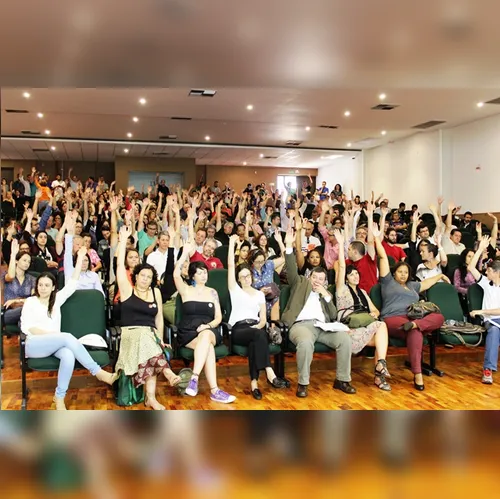 Professores da UEL aprovam paralisação de três dias na próxima semana