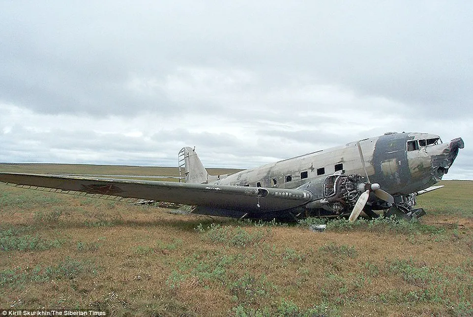 Aeronave está conservada diante das sete décadas que passou abandonada. (Foto - Reprodução/The Siberian Times)