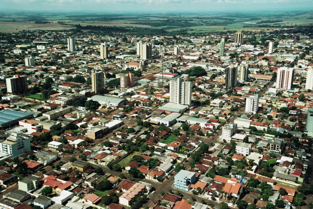 Vista aérea de Arapongas (norte do Paraná) - Imagem ilustrativa