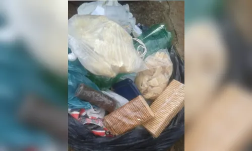 
							Polícia apreende 37 celulares, drogas e facas em cadeia pública 
						
						