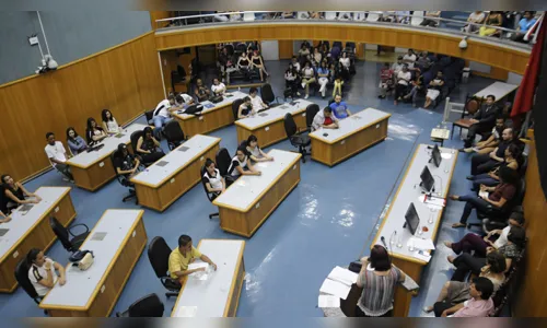 Em Londrina, estudantes se revoltam com fala de promotor sobre ocupações