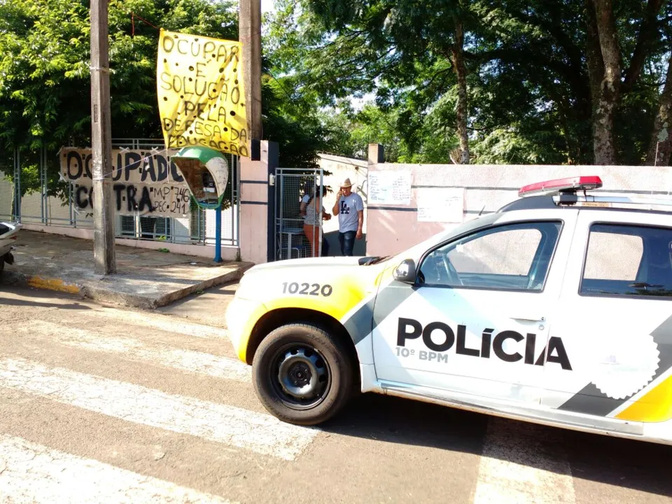 Polícia Militar foi acionada após relator de consumo de maconha na escola. Foto: José Luiz Mendes