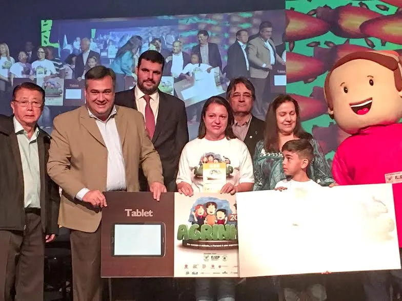 Apucaranense leva prêmio estadual no “Agrinho”