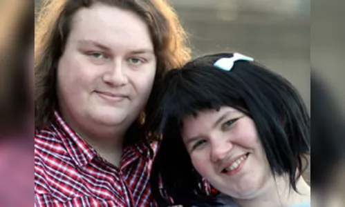 Site promove encontro entre pessoas que se consideram desprovidas de beleza 