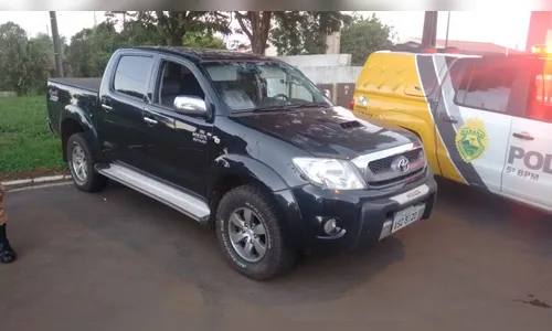 PM recupera Hilux roubada com casal em Arapongas 
