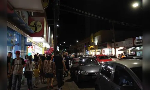 Arapongas define horário de atendimento do comércio no fim de ano