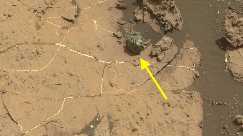 A  Curiosity localizou a rocha em 30 de outubro de 2016. - Imagem: NASA / JPL-Caltech / LANL / ASU