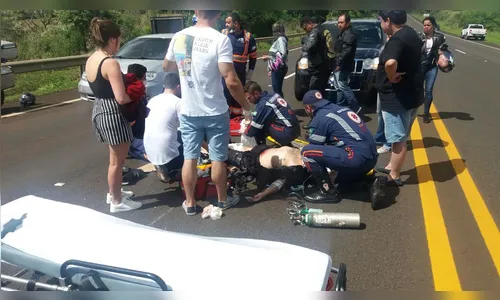 Motociclista fica ferido após queda de moto na PR-444