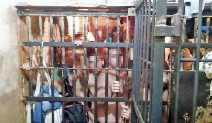 Superlotação é problema histórico na cadeia pública de Arapongas - Foto: TNONLINE