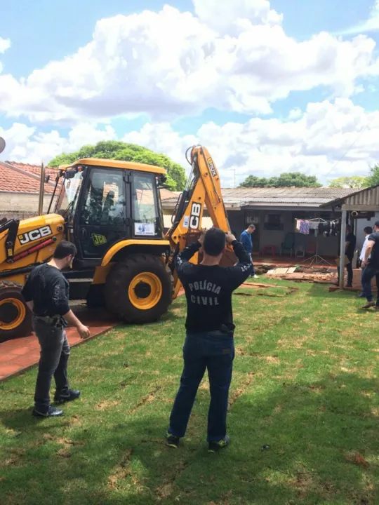 Corpo foi localizado no quintal da casa do casal. Foto: Divulgação Polícia Civil