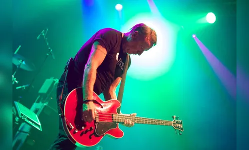 Peter Hook apresenta no Brasil a turnê de 