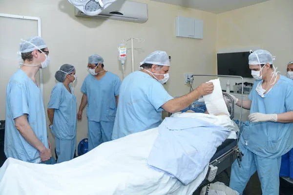 Procedimento cirúrgico tem melhorado a qualidade de vida dos pacientes em geral em Arapongas  - Foto: Sérgio Rodrigo