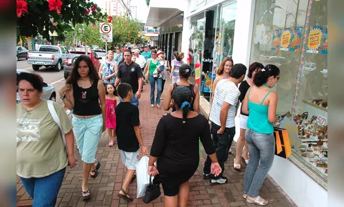 Comércio de rua terá horário especial para o Dia das Mães