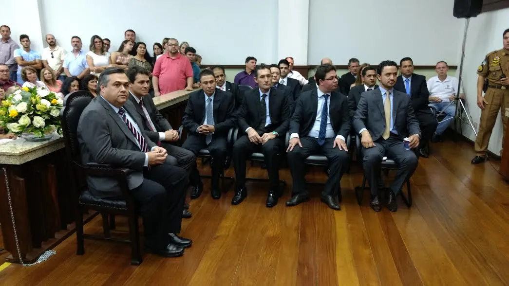 ​Justiça Eleitoral diploma prefeito, vice e vereadores de Apucarana -  Foto José Luis Mendes