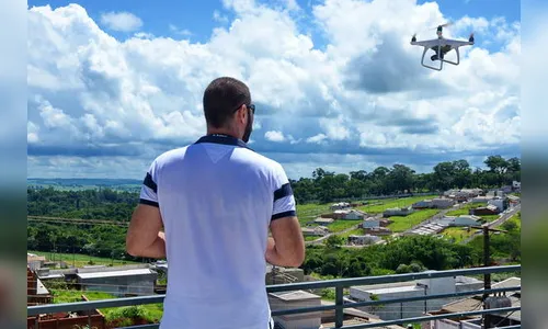Moradores utilizam drone para monitorar bairro e melhorar segurança
