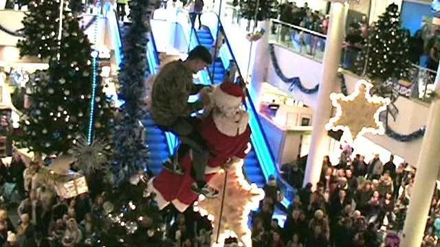 Um Papai Noel que descia de rapel foi resgatado por Bombeiros - Foto: Arquivo/imagem ilustrativa