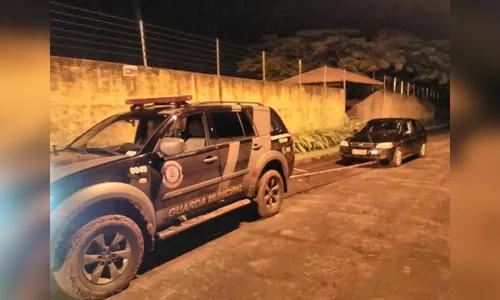 Mulher é amarrada e amordaçada durante roubo; bandidos foram presos nesta madrugada