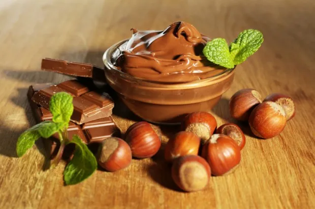 Um terço do consumo mundial de avelãs é da Ferrero, que produz a Nutella - Foto:  ©iStock/Serezniy