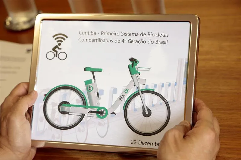 Pessoas residentes em Curitiba poderão alugar bicicletas em diversas estações espalhadas pela cidade a partir de 2017 - Foto: Divulgação