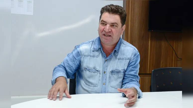 Imagem ilustrativa da notícia Sérgio Onofre volta ao trabalho