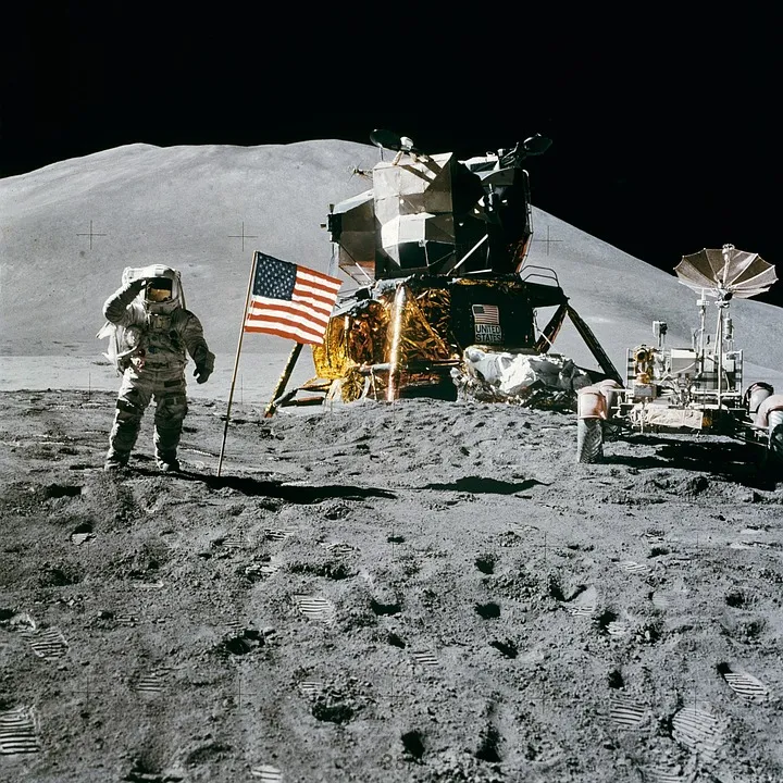Nova conclusão sobre idade da Lua teve como base análise das amostras coletadas na superfície da Lua durante a missão da Apollo 14 - Foto: Pixabay