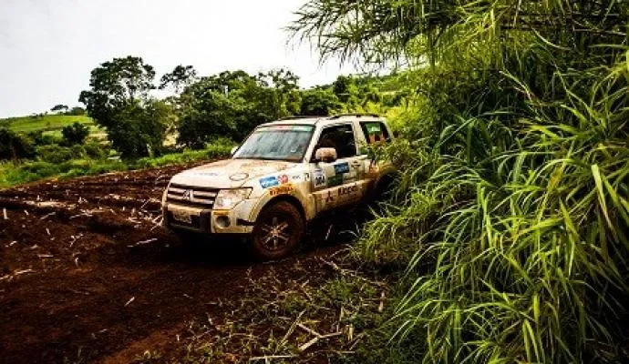 ​Dupla de Apucarana vai tentar primeira vitória no tradicional Rally Transparaná