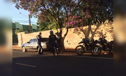 Carro furtado no centro de Arapongas é recuperado poucas horas depois